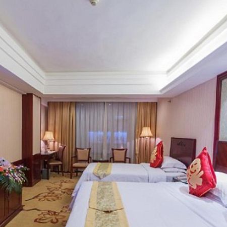 Vienna Hotel Guilin Branch ภายนอก รูปภาพ
